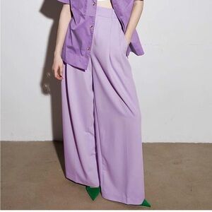 Wide Legged Pocketed Dress Pants